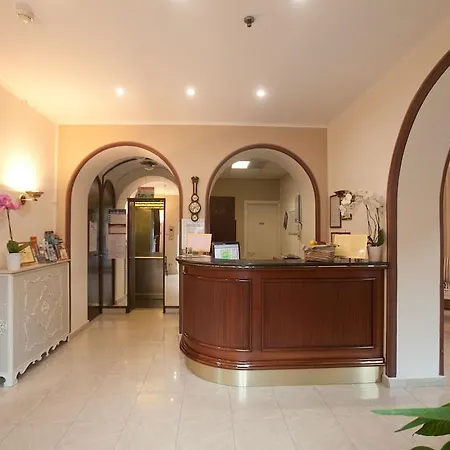 Hotel Giulio Cesare 3*