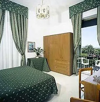 Szálloda Giulio Cesare 3*