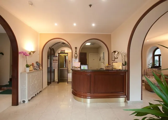 מלון Giulio Cesare 3*